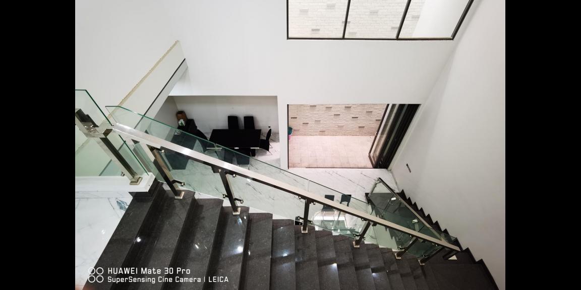 Dijual Rumah Istimewa The Mansion Pakuwon Indah Dijual Rumah Istimewa The Mansion Pakuwon Indah