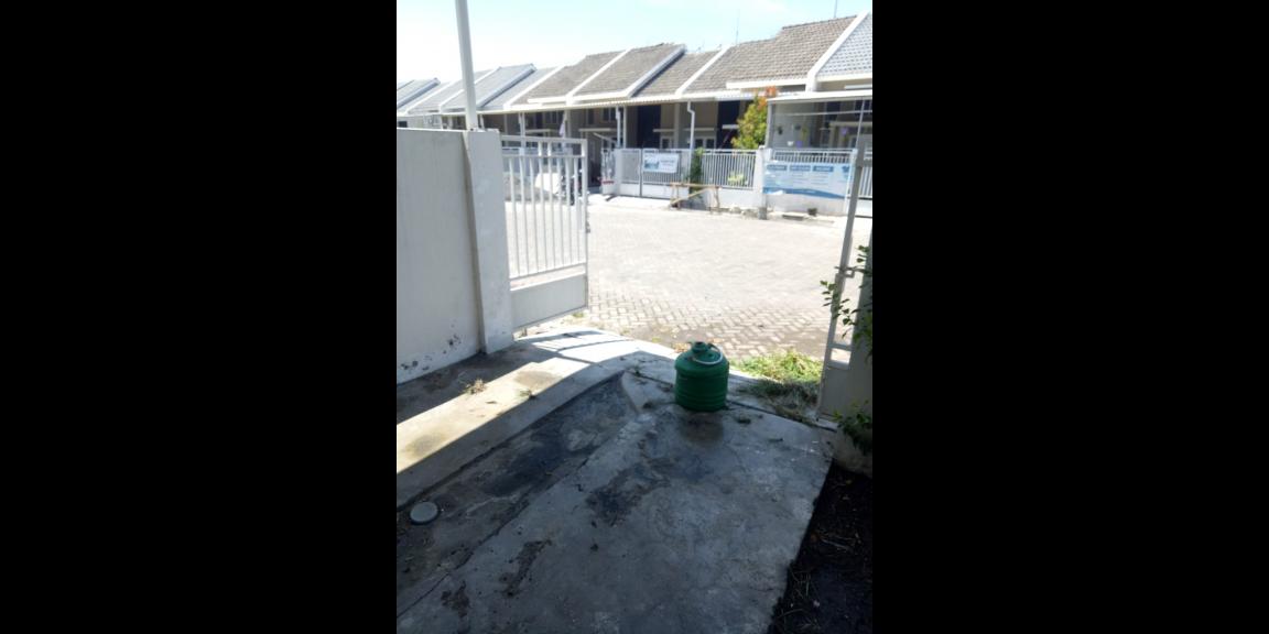 Rumah Minimalis Hook di Perumahan Alana Regency Tambakrejo Sidoarjo Siap Huni Rumah Minimalis Hook di Perumahan Alana Regency Tambakrejo Sidoarjo Siap Huni