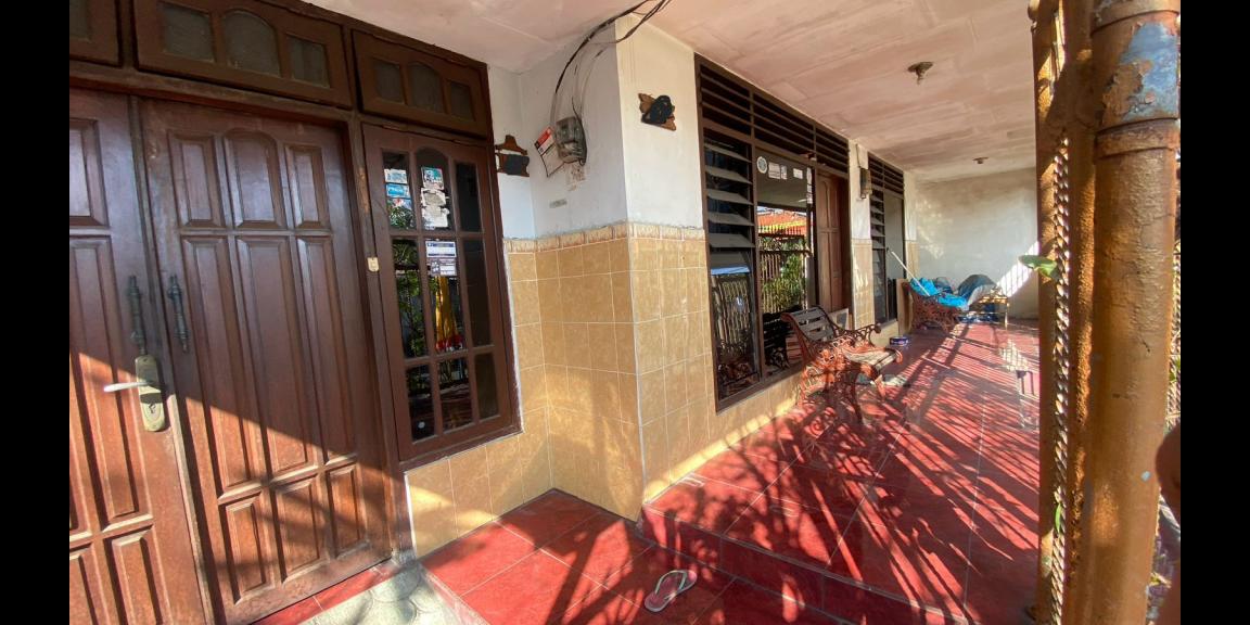 Rumah Luas Strategis lokasi Kupang Krajan Surabaya Rumah Luas Strategis lokasi Kupang Krajan Surabaya