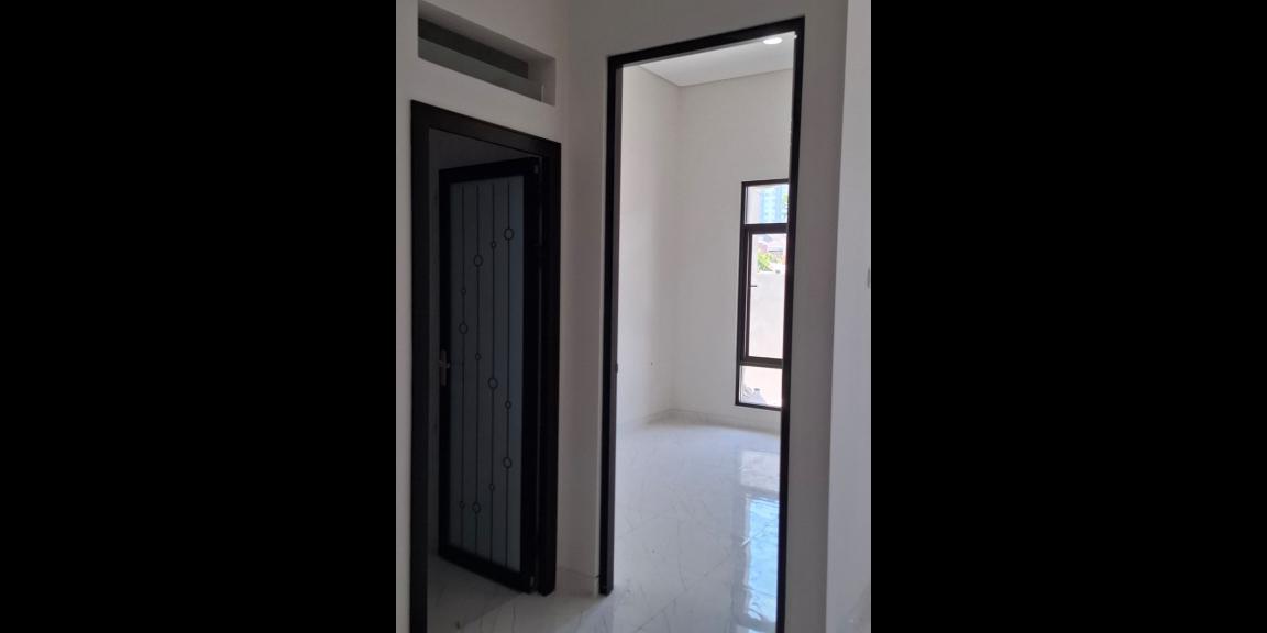 Dijual Rumah Minimalis Baru Gress Lokasi Tenggilis Mejoyo Rungkut Surabaya Timur  Dijual Rumah Minimalis Baru Gress Lokasi Tenggilis Mejoyo Rungkut Surabaya Timur