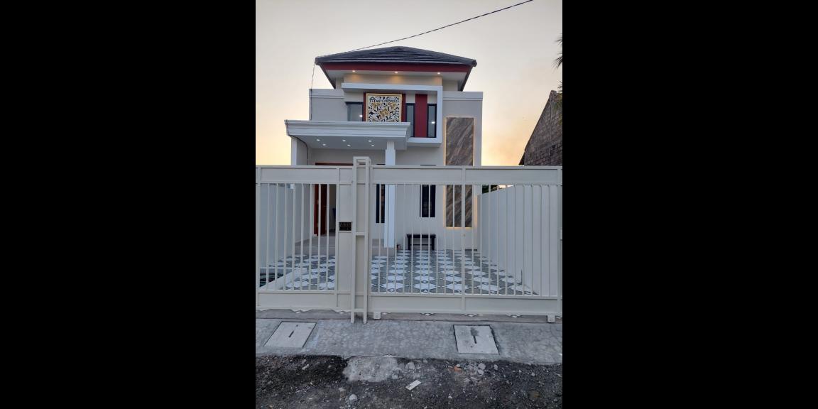 Rumah Minimalis Baru Gress di Perumahan Medokan Ayu Surabaya Rumah Minimalis Baru Gress di Perumahan Medokan Ayu Surabaya