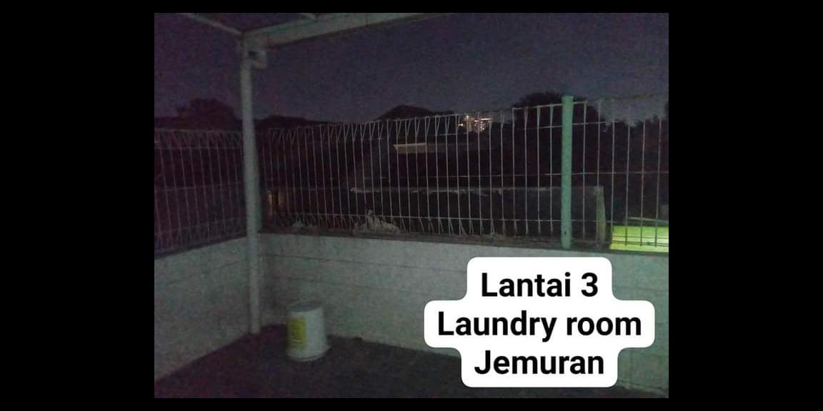 Dijual Rumah Murah Siap Huni Ketintang Surabaya Selatan Dijual Rumah Murah Siap Huni Ketintang Surabaya Selatan