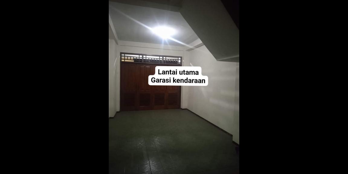 Dijual Rumah Murah Siap Huni Ketintang Surabaya Selatan Dijual Rumah Murah Siap Huni Ketintang Surabaya Selatan
