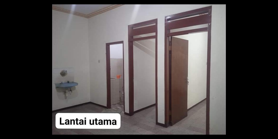 Dijual Rumah Murah Siap Huni Ketintang Surabaya Selatan Dijual Rumah Murah Siap Huni Ketintang Surabaya Selatan