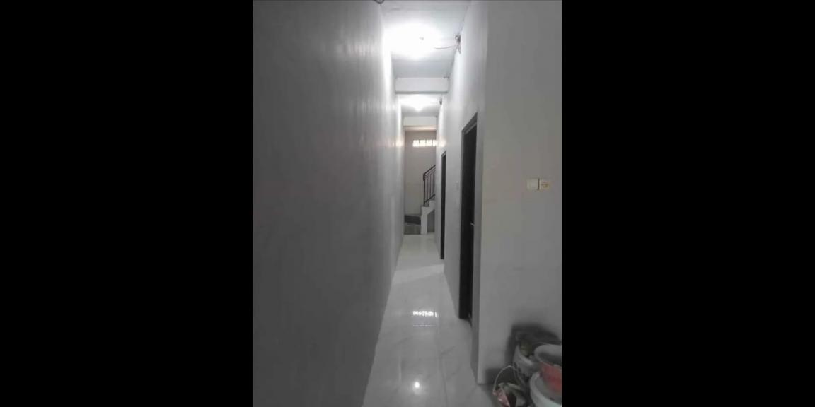 DI JUAL KOST + TOKO Lokasi Strategis di Jalan RAYA SEMOLOWARU DI JUAL KOST + TOKO Lokasi Strategis di Jalan RAYA SEMOLOWARU