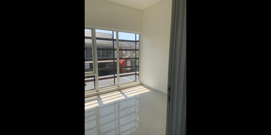 Dijual Rumah Minimalis Siap huni Lokasi Strategis di Perumahan Mutiara City Sidoarjo Dijual Rumah Minimalis Siap huni Lokasi Strategis di Perumahan Mutiara City Sidoarjo