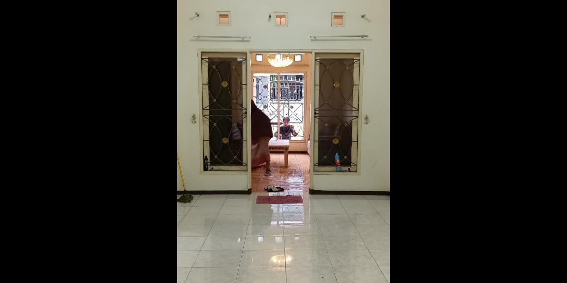 Dijual Rumah Semi Furnished di Jalan Lebak Rejo Tambaksari Surabaya Dijual Rumah Semi Furnished di Jalan Lebak Rejo Tambaksari Surabaya