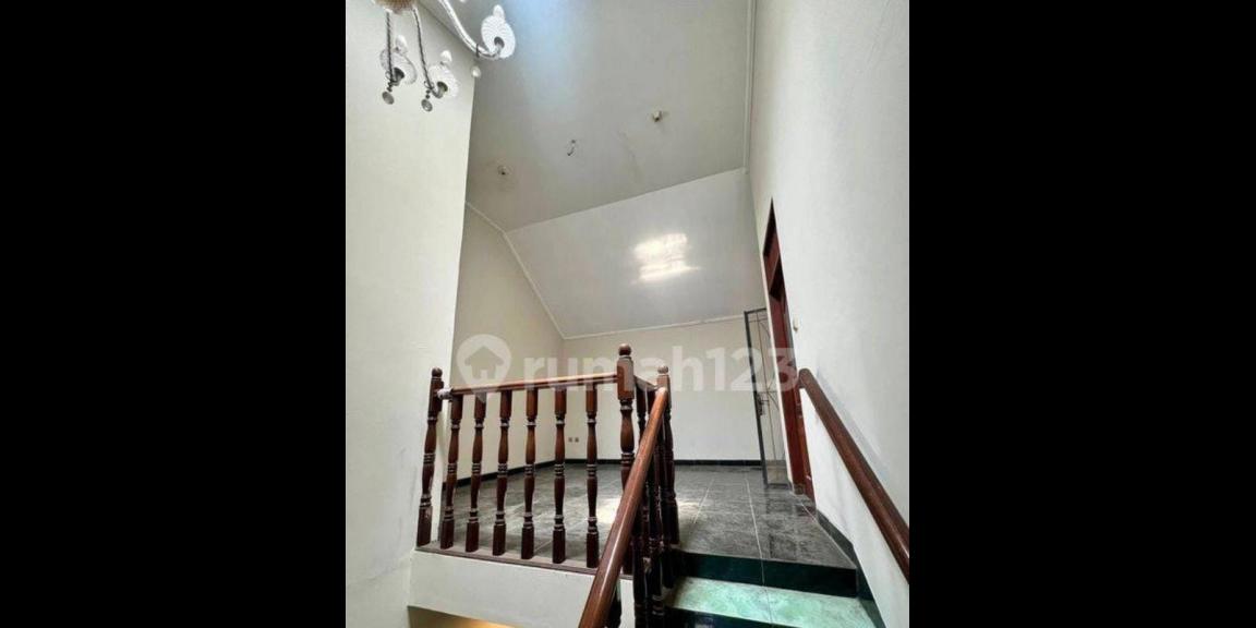 Dijual Rumah Siap Pakai di Kemang Pratama, Bekasi Dijual Rumah Siap Pakai di Kemang Pratama, Bekasi