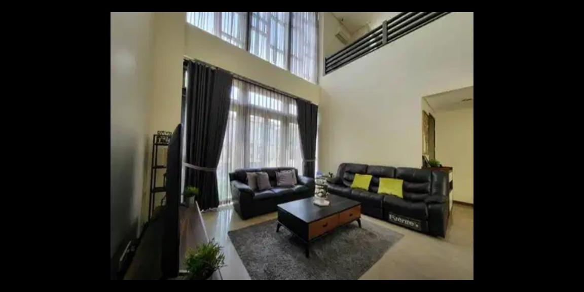 Dijual Rumah Mewah dengan Kolam Renang di Nava Park, Tangerang Dijual Rumah Mewah dengan Kolam Renang di Nava Park, Tangerang