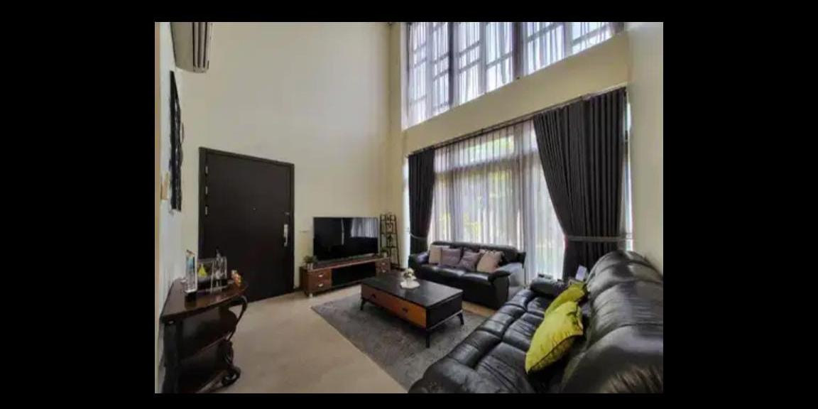 Dijual Rumah Mewah dengan Kolam Renang di Nava Park, Tangerang Dijual Rumah Mewah dengan Kolam Renang di Nava Park, Tangerang