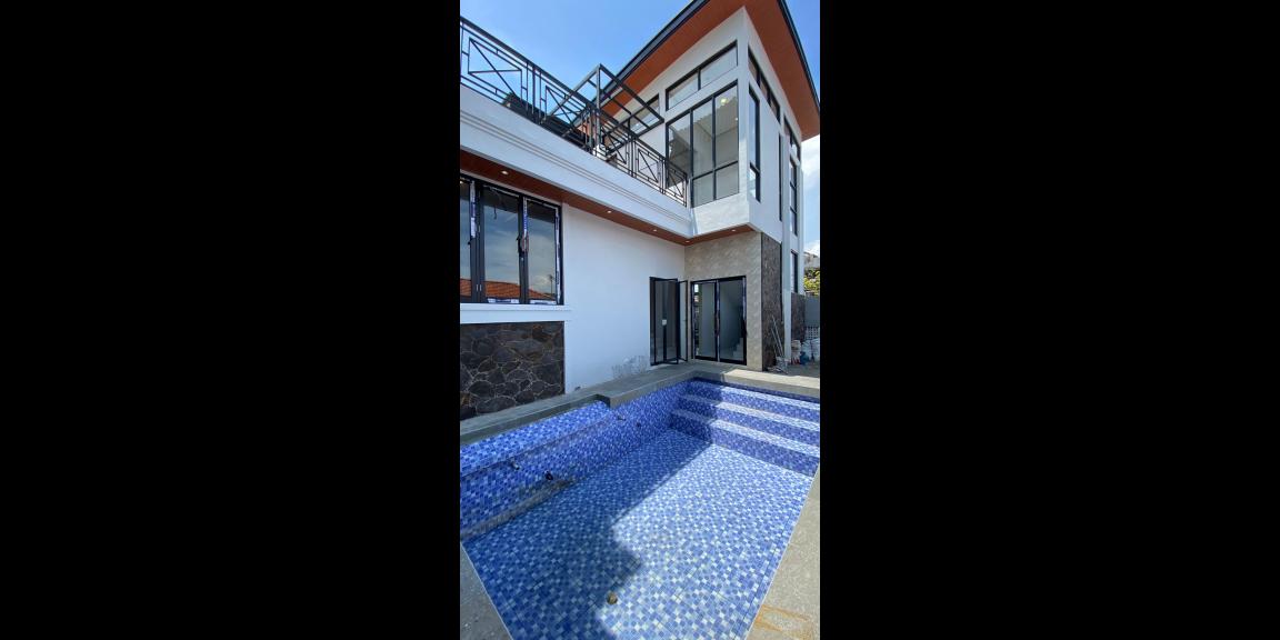 Dijual Rumah 2,5 Lantai di Mandala, Sidoarjo Dijual Rumah 2,5 Lantai di Mandala, Sidoarjo