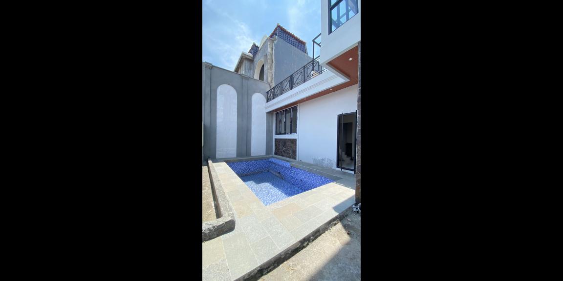Dijual Rumah 2,5 Lantai di Mandala, Sidoarjo Dijual Rumah 2,5 Lantai di Mandala, Sidoarjo
