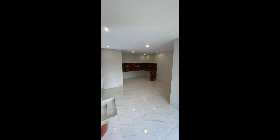 Dijual Rumah 2,5 Lantai di Mandala, Sidoarjo Dijual Rumah 2,5 Lantai di Mandala, Sidoarjo