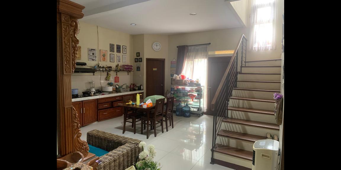 Dijual Rumah Siap Huni di Komplek Bandung Indah Raya, Bandung Dijual Rumah Siap Huni di Komplek Bandung Indah Raya, Bandung