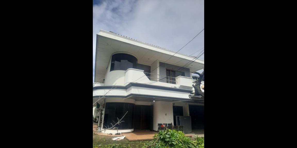 Dijual Rumah Luas 488 m2 di Cilandak Barat, Jakarta Selatan Dijual Rumah Luas 488 m2 di Cilandak Barat, Jakarta Selatan