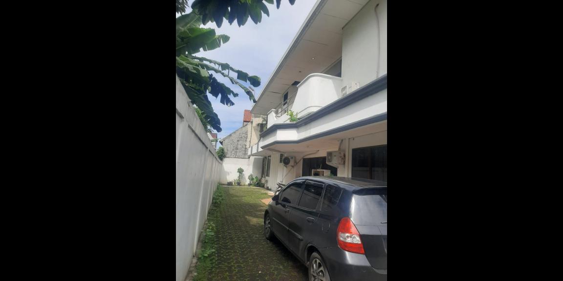 Dijual Rumah Luas 488 m2 di Cilandak Barat, Jakarta Selatan Dijual Rumah Luas 488 m2 di Cilandak Barat, Jakarta Selatan