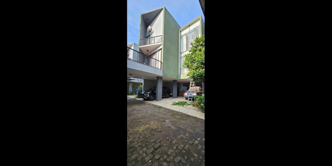 Dijual Rumah Minimalis di Taman Sari II, Jakarta Selatan Dijual Rumah Minimalis di Taman Sari II, Jakarta Selatan