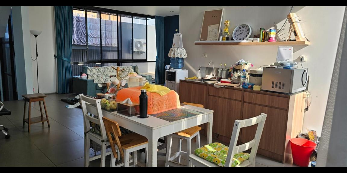 Dijual Rumah Minimalis di Taman Sari II, Jakarta Selatan Dijual Rumah Minimalis di Taman Sari II, Jakarta Selatan