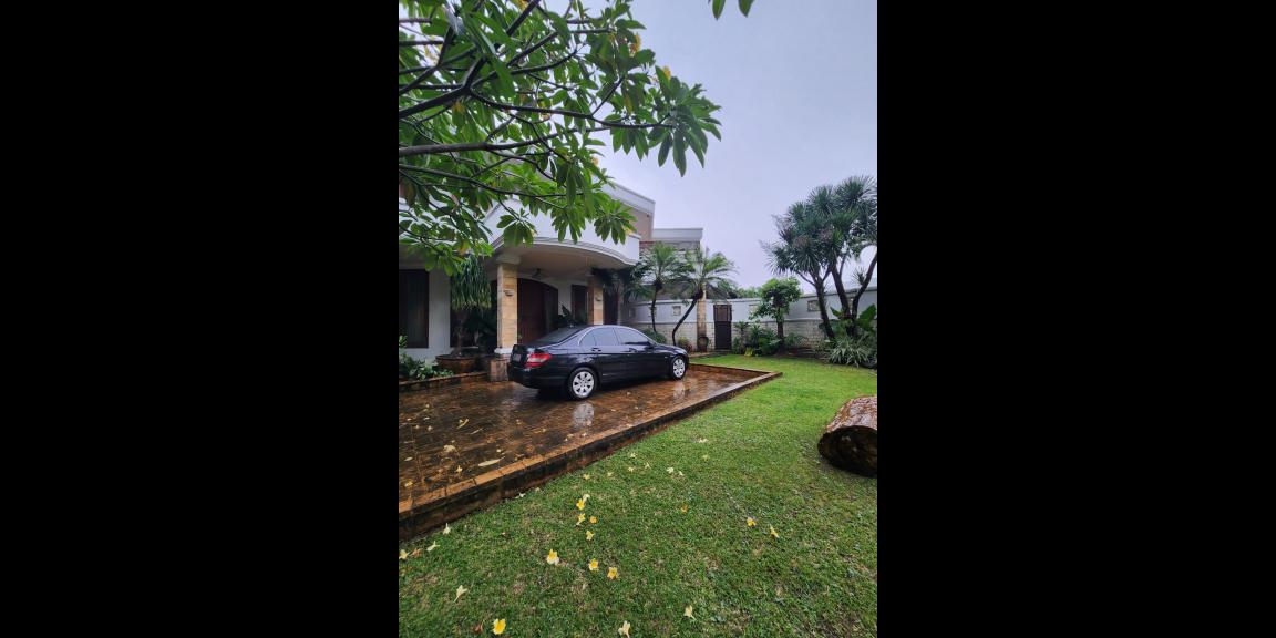 Dijual Rumah Mewah di Pondok Indah, Jakarta Selatan Dijual Rumah Mewah di Pondok Indah, Jakarta Selatan