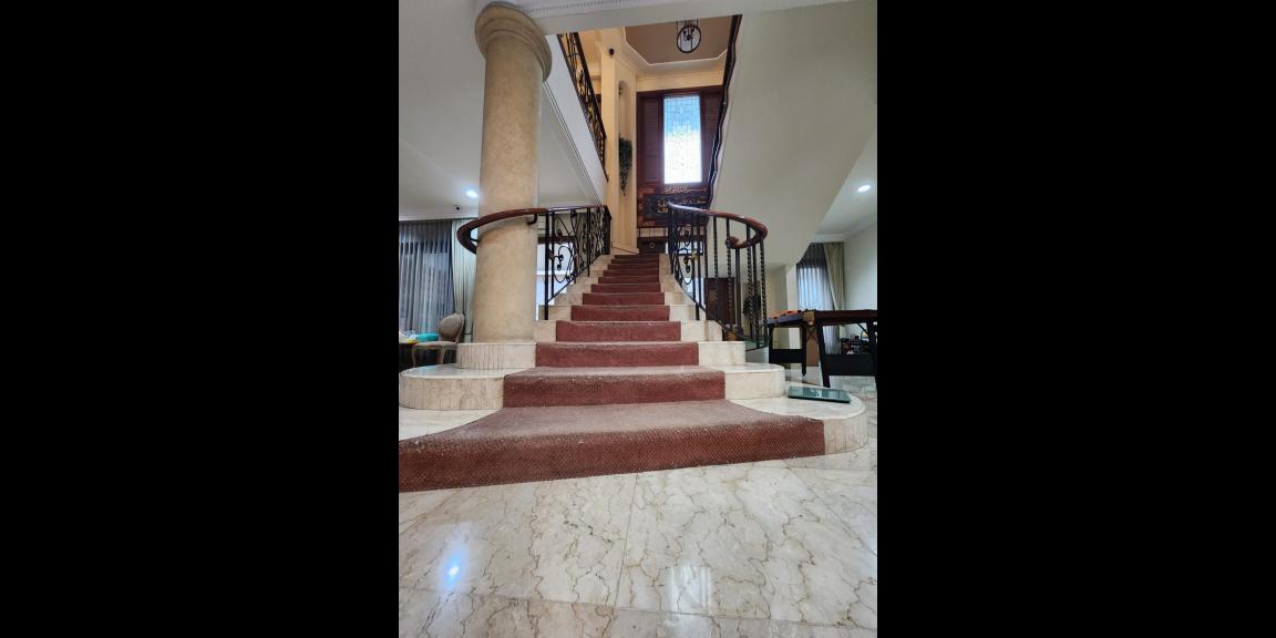 Dijual Rumah Mewah di Pondok Indah, Jakarta Selatan Dijual Rumah Mewah di Pondok Indah, Jakarta Selatan