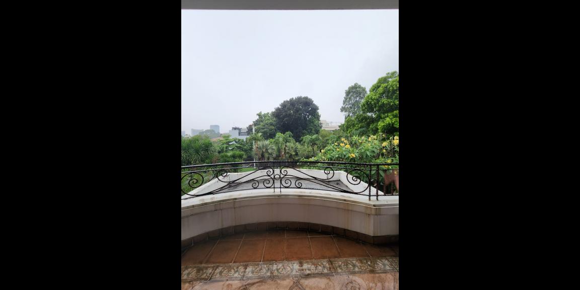 Dijual Rumah Mewah di Pondok Indah, Jakarta Selatan Dijual Rumah Mewah di Pondok Indah, Jakarta Selatan