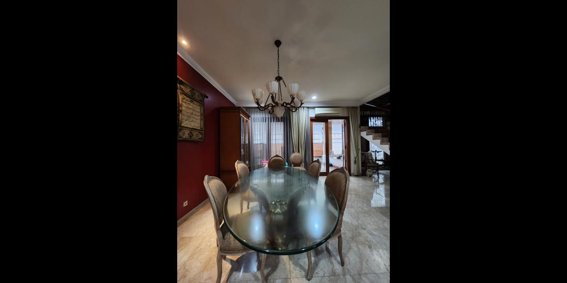 Dijual Rumah Mewah di Pondok Indah, Jakarta Selatan Dijual Rumah Mewah di Pondok Indah, Jakarta Selatan