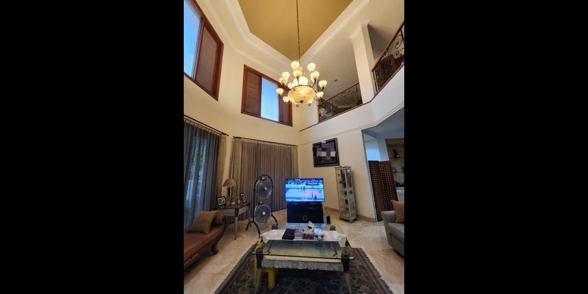 Dijual Rumah Mewah di Pondok Indah, Jakarta Selatan Dijual Rumah Mewah di Pondok Indah, Jakarta Selatan