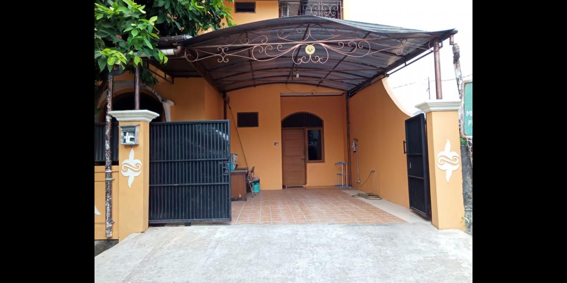 Dijual Rumah Siap Huni di Komplek Taman Buaran Indah III, Jakarta Timur Dijual Rumah Siap Huni di Komplek Taman Buaran Indah III, Jakarta Timur