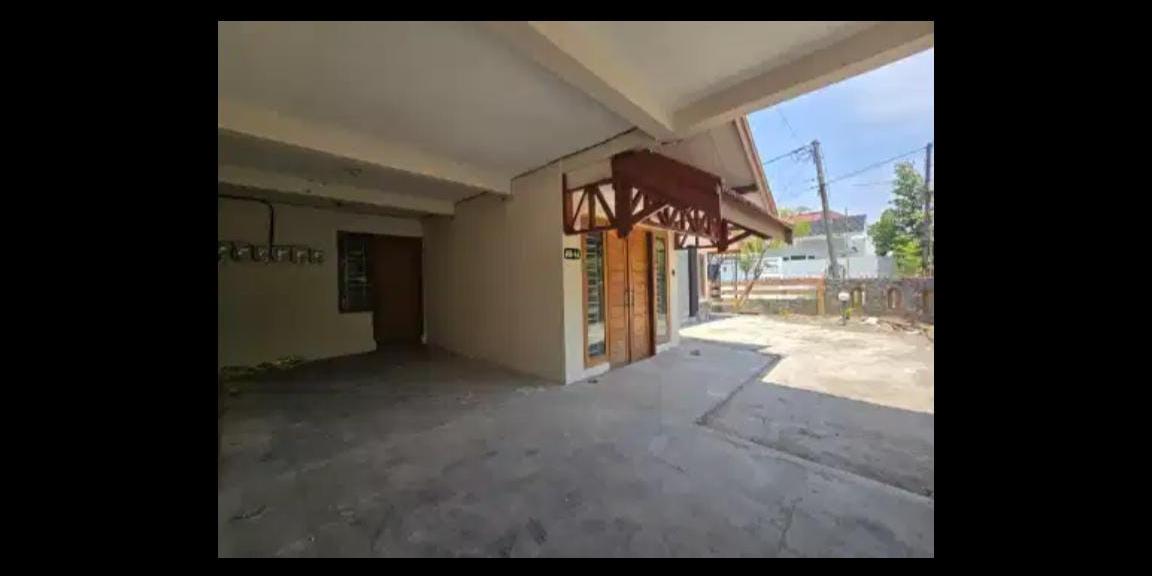 Dijual Rumah Pojokan di Taman Pinang, Sidoarjo Dijual Rumah Pojokan di Taman Pinang, Sidoarjo