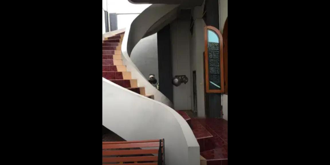 Dijual Rumah 2 Lantai di Perumahan Deltasari, Sidoarjo Dijual Rumah 2 Lantai di Perumahan Deltasari, Sidoarjo