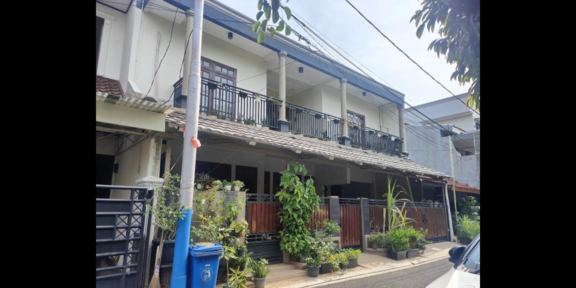 Dijual Rumah SHM 2 Lantai di Kayu Putih, Jakarta Timur Dijual Rumah SHM 2 Lantai di Kayu Putih, Jakarta Timur