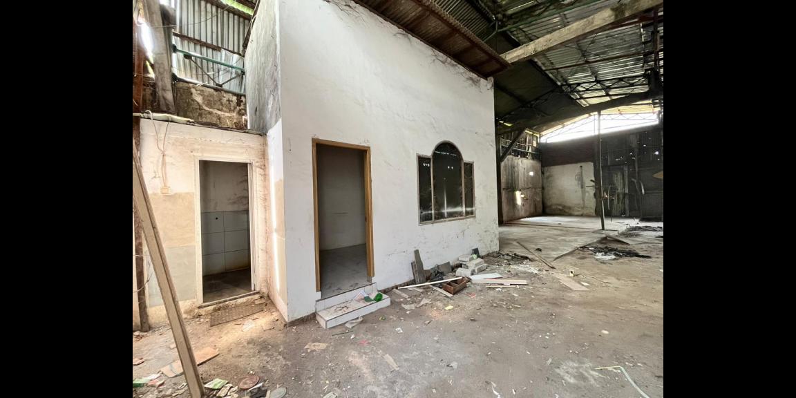 Dijual Gudang Luas 984 m2 di Raya Bangkingan, Surabaya Dijual Gudang Luas 984 m2 di Raya Bangkingan, Surabaya