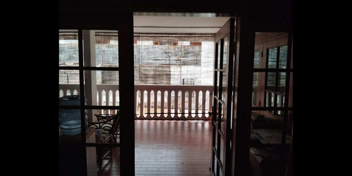 Dijual Rumah 2 Lantai di Gayungsari Barat, Surabaya Dijual Rumah 2 Lantai di Gayungsari Barat, Surabaya