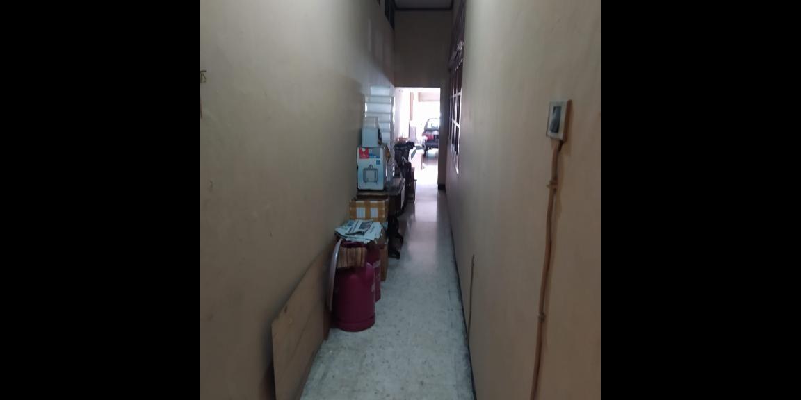 Dijual Rumah 2 Lantai di Gayungsari Barat, Surabaya Dijual Rumah 2 Lantai di Gayungsari Barat, Surabaya