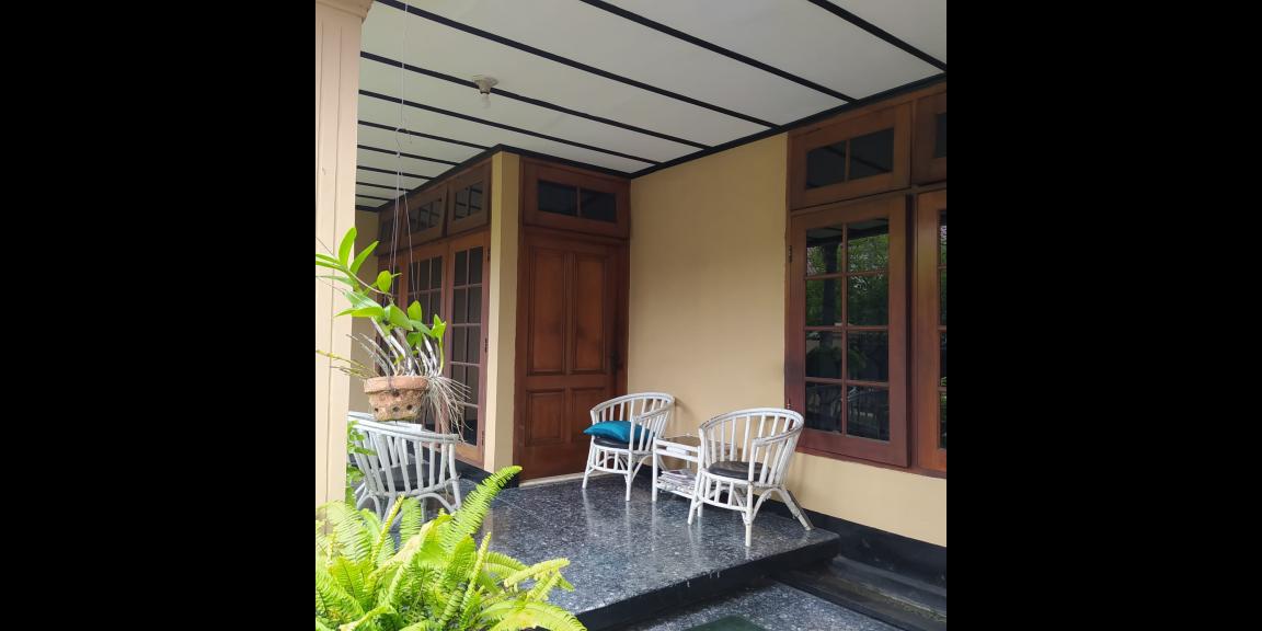 Dijual Rumah 2 Lantai di Gayungsari Barat, Surabaya Dijual Rumah 2 Lantai di Gayungsari Barat, Surabaya