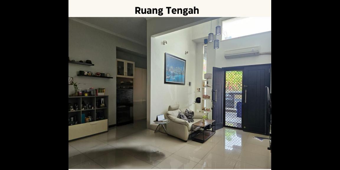 Dijual Rumah Hook di Taman Rivera Regency, Surabaya Dijual Rumah Hook di Taman Rivera Regency, Surabaya