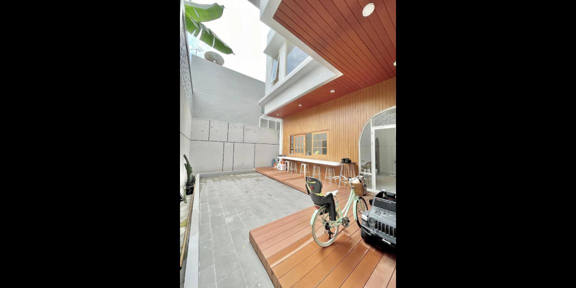 Dijual Rumah Mewah di Kebonsari Elveka, Surabaya Dijual Rumah Mewah di Kebonsari Elveka, Surabaya