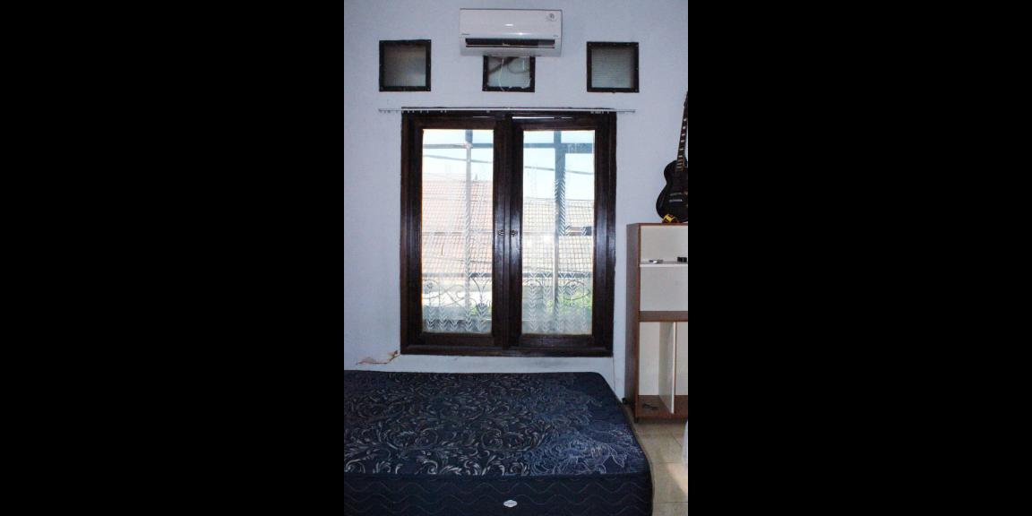 Dijual Rumah 2 Lantai di Rungkut Mapan Barat, Surabaya Dijual Rumah 2 Lantai di Rungkut Mapan Barat, Surabaya