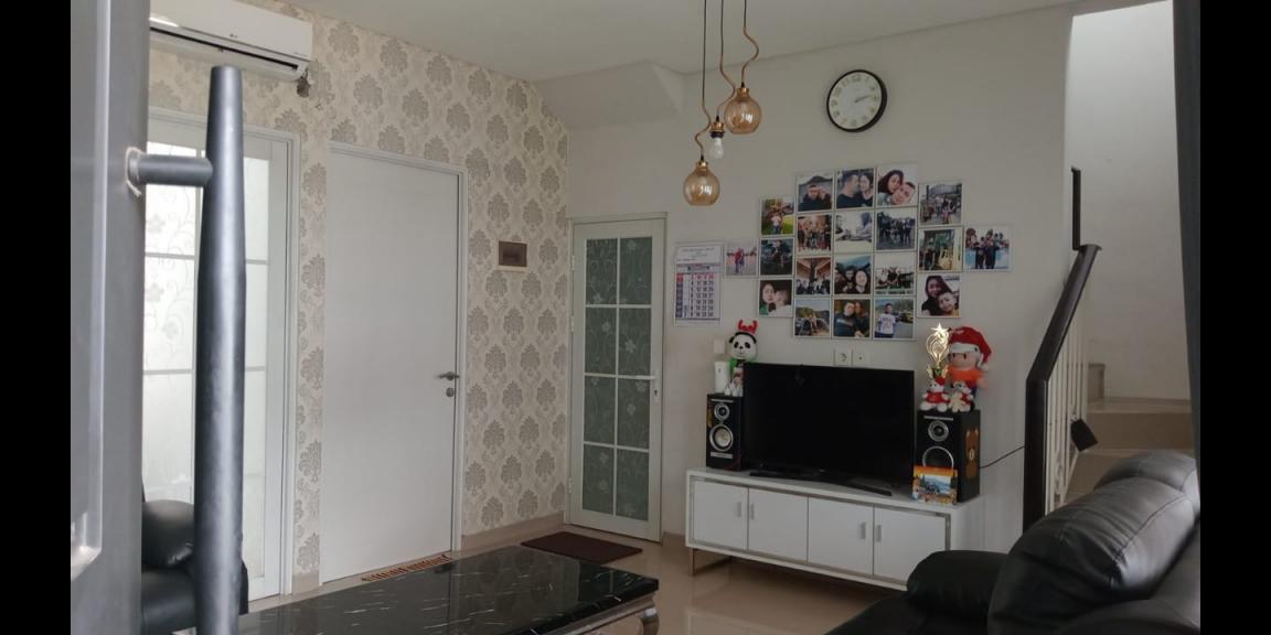 Dijual Rumah 2 Lantai di Perumahan Mansion Nine, Surabaya Dijual Rumah 2 Lantai di Perumahan Mansion Nine, Surabaya