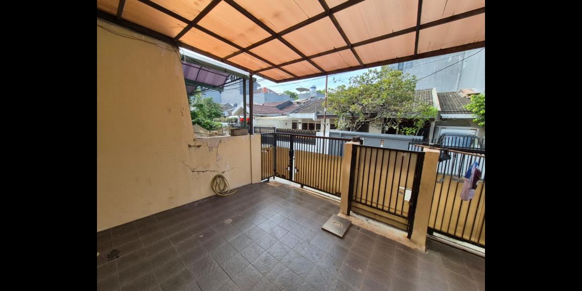 Dijual Rumah 2 Lantai di Sunter Hijau, Jakarta Utara Dijual Rumah 2 Lantai di Sunter Hijau, Jakarta Utara