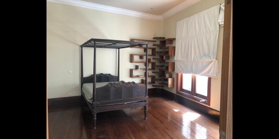 Dijual Rumah Mewah di Tulodong Bawah 3, Jakarta Selatan Dijual Rumah Mewah di Tulodong Bawah 3, Jakarta Selatan