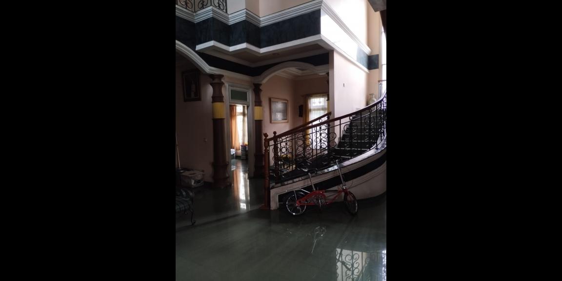 Dijual Rumah 2 Lantai di Kebon Jeruk, Jakarta Barat Dijual Rumah 2 Lantai di Kebon Jeruk, Jakarta Barat