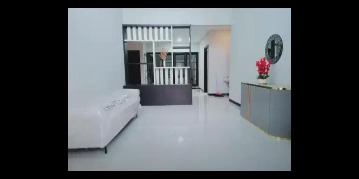 Dijual Rumah Baru 1,5 Lantai di Citraland, Surabaya Dijual Rumah Baru 1,5 Lantai di Citraland, Surabaya