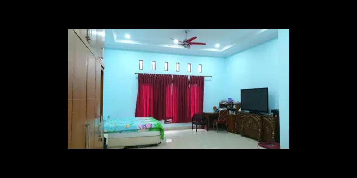 Dijual Rumah Pojok Hook di Jalan Delima, Jakarta Barat Dijual Rumah Pojok Hook di Jalan Delima, Jakarta Barat