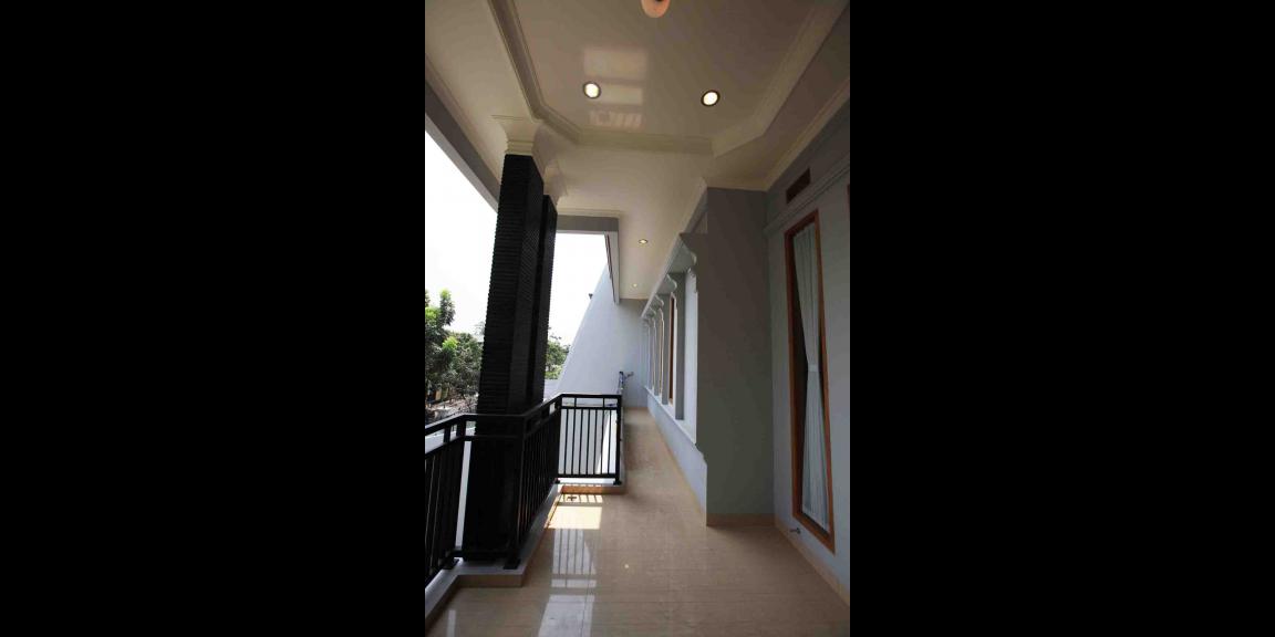 Dijual Rumah 2 Lantai di Srengseng, Kebon Jeruk, Jakarta Barat Dijual Rumah 2 Lantai di Srengseng, Kebon Jeruk, Jakarta Barat