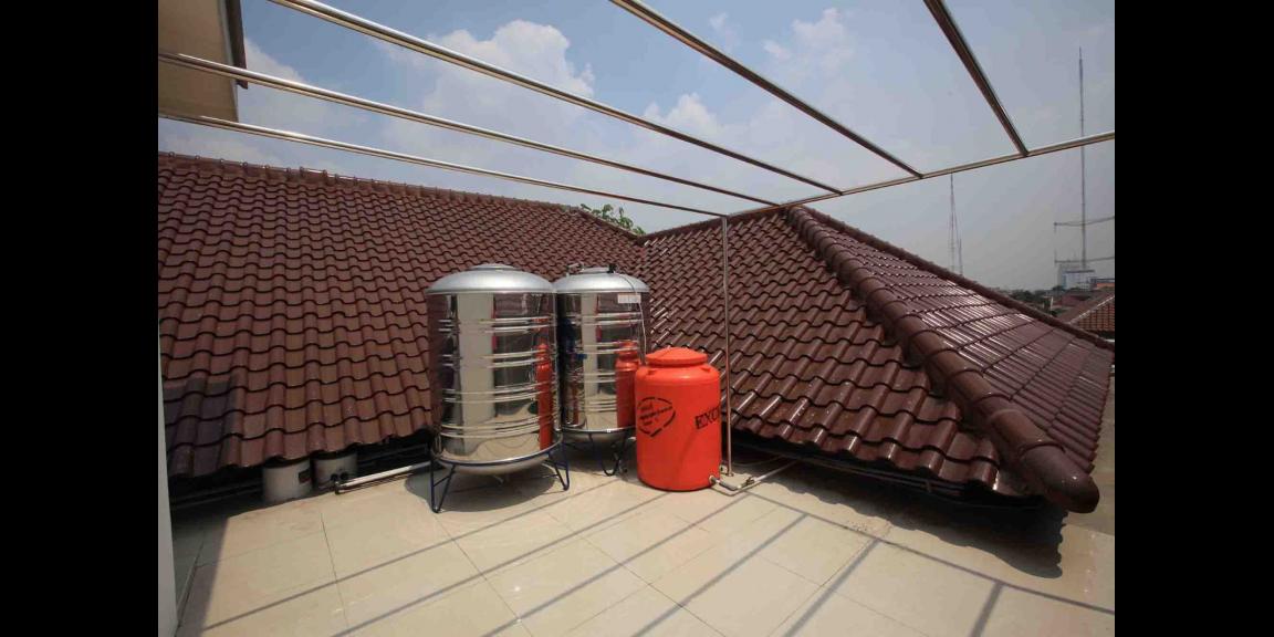 Dijual Rumah 2 Lantai di Srengseng, Kebon Jeruk, Jakarta Barat Dijual Rumah 2 Lantai di Srengseng, Kebon Jeruk, Jakarta Barat