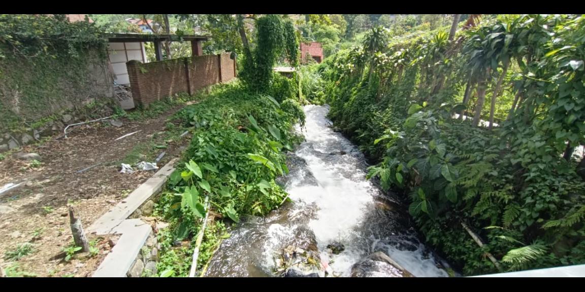 Dijual Rumah 1,5 Lantai di Raya Sajen, Pacet, Kabupaten Mojokerto Dijual Rumah 1,5 Lantai di Raya Sajen, Pacet, Kabupaten Mojokerto