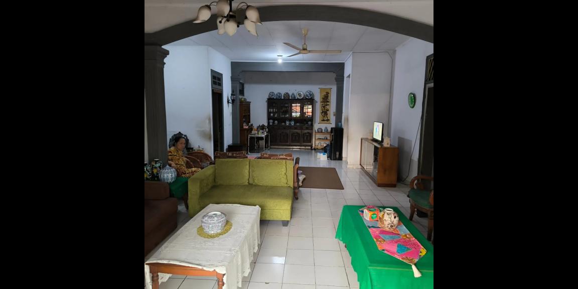 Dijual Rumah 2 Lantai di Komplek Bank Niaga, Jakarta Selatan Dijual Rumah 2 Lantai di Komplek Bank Niaga, Jakarta Selatan