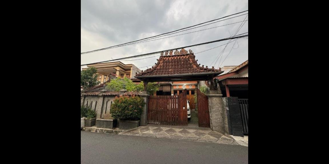 Dijual Rumah Siap Huni di Matraman, Jakarta Timur Dijual Rumah Siap Huni di Matraman, Jakarta Timur