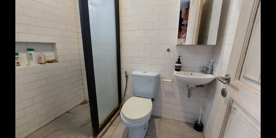 Dijual Rumah di Villa Amarta 2, Ciputat, Tangerang Selatan Dijual Rumah di Villa Amarta 2, Ciputat, Tangerang Selatan